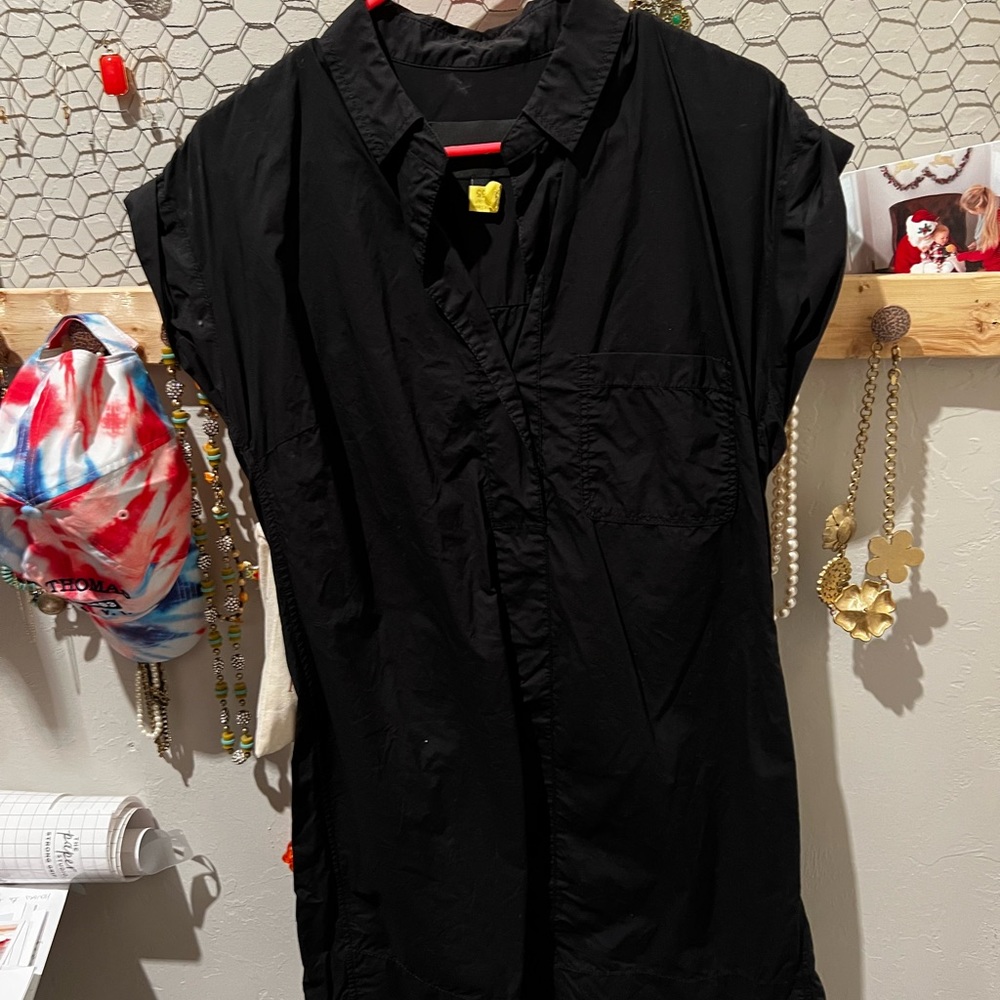 Short sleeve dress